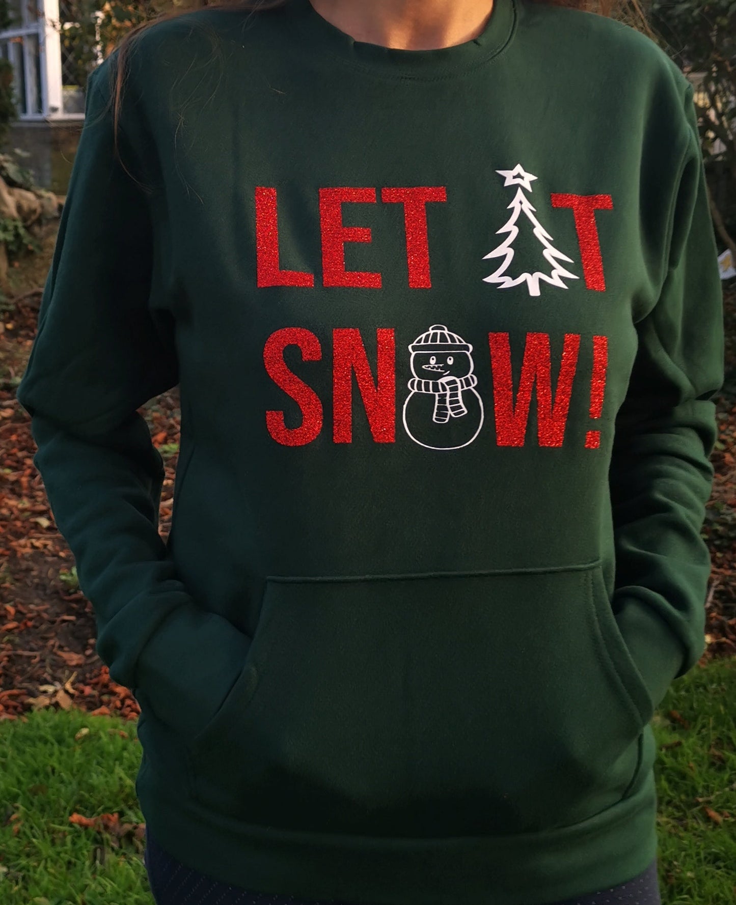 LET IT SNOW Ladies Christmas Women's Sweatshirt